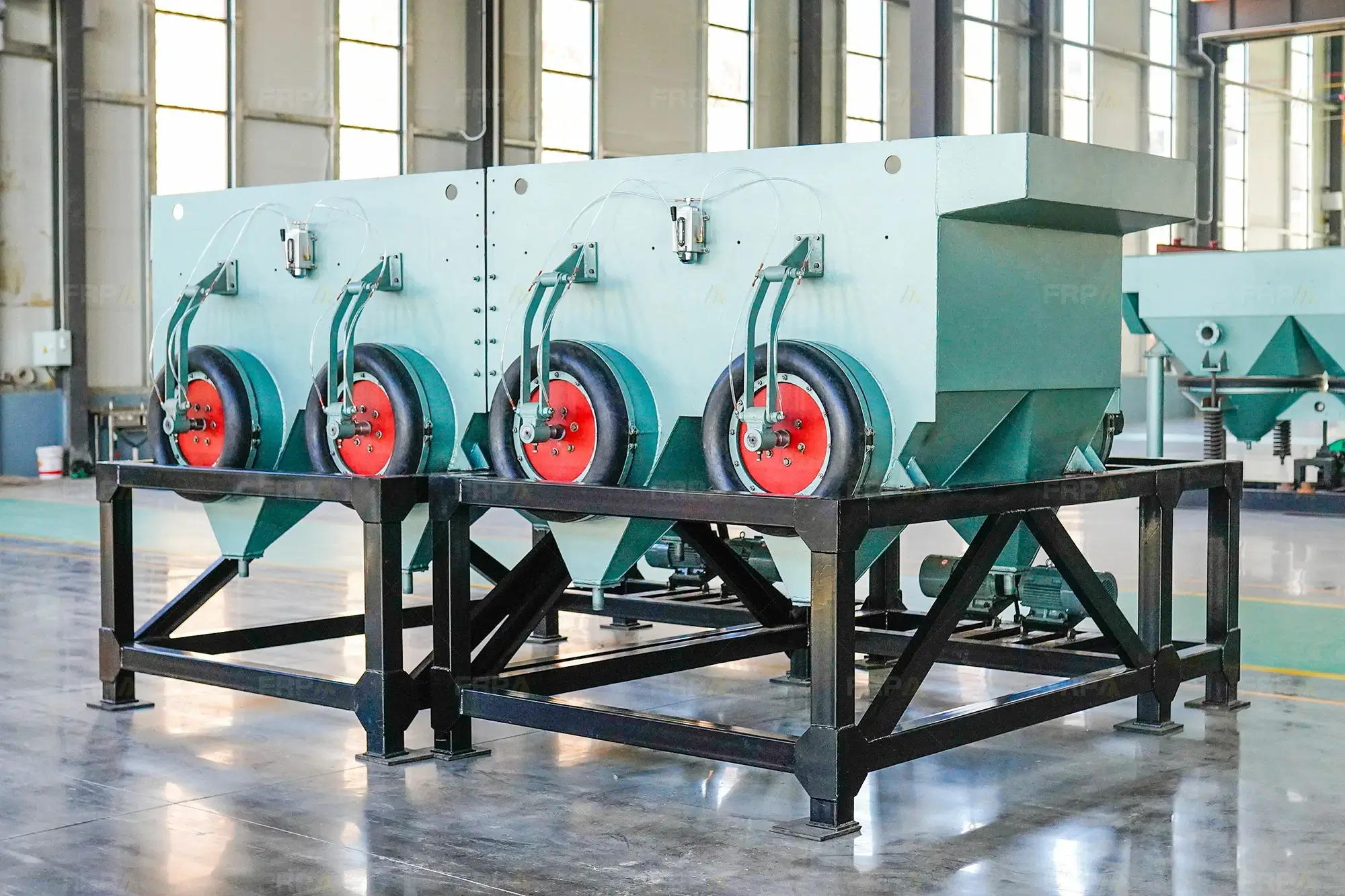 LTC6109/8T Trapezoidal Jig Concentrator